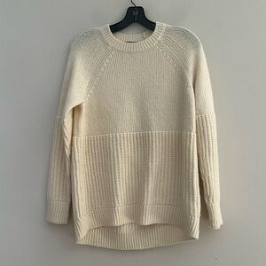 Banana Republic Cream Italian yarn Crew Neck Sweater